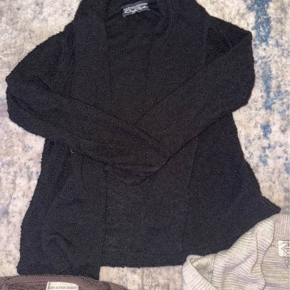 13 Medium Winter Top Bundle - image 2